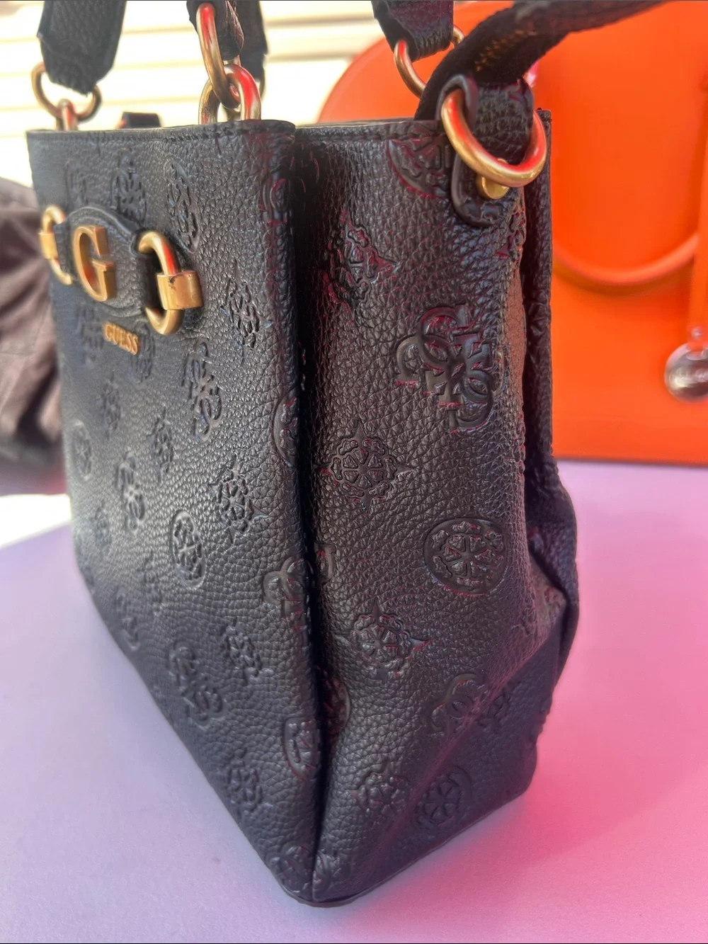 Guess satchel black
